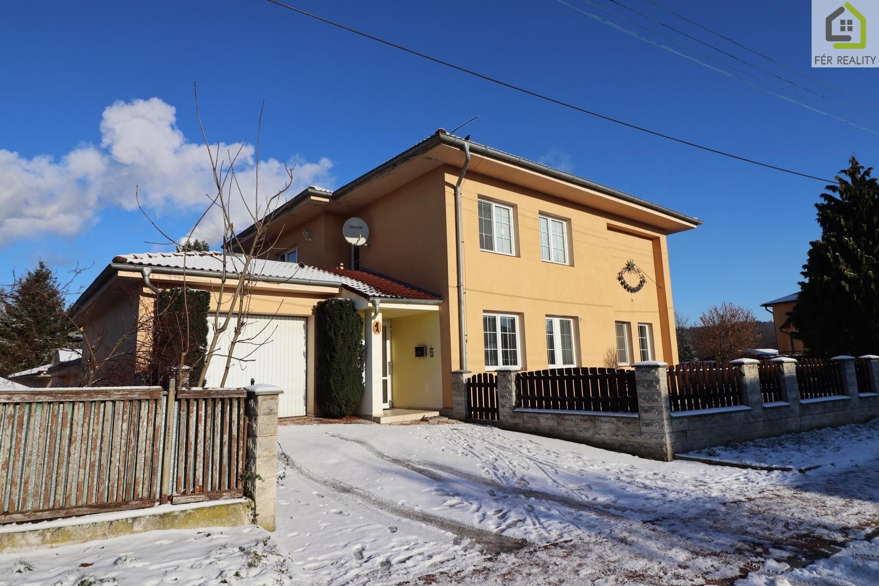 Prodej dům - Horova, Štětí, 410 m²