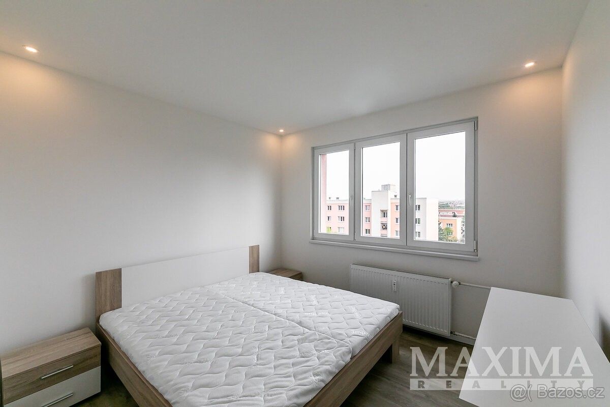 Prodej byt 2+1 - Praha, 100 00, 52 m²