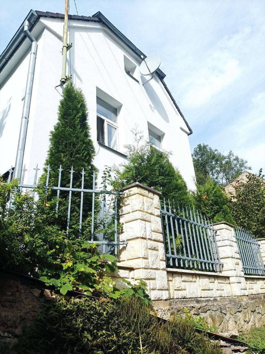 Prodej dům - Beroun, 266 01, 346 m²
