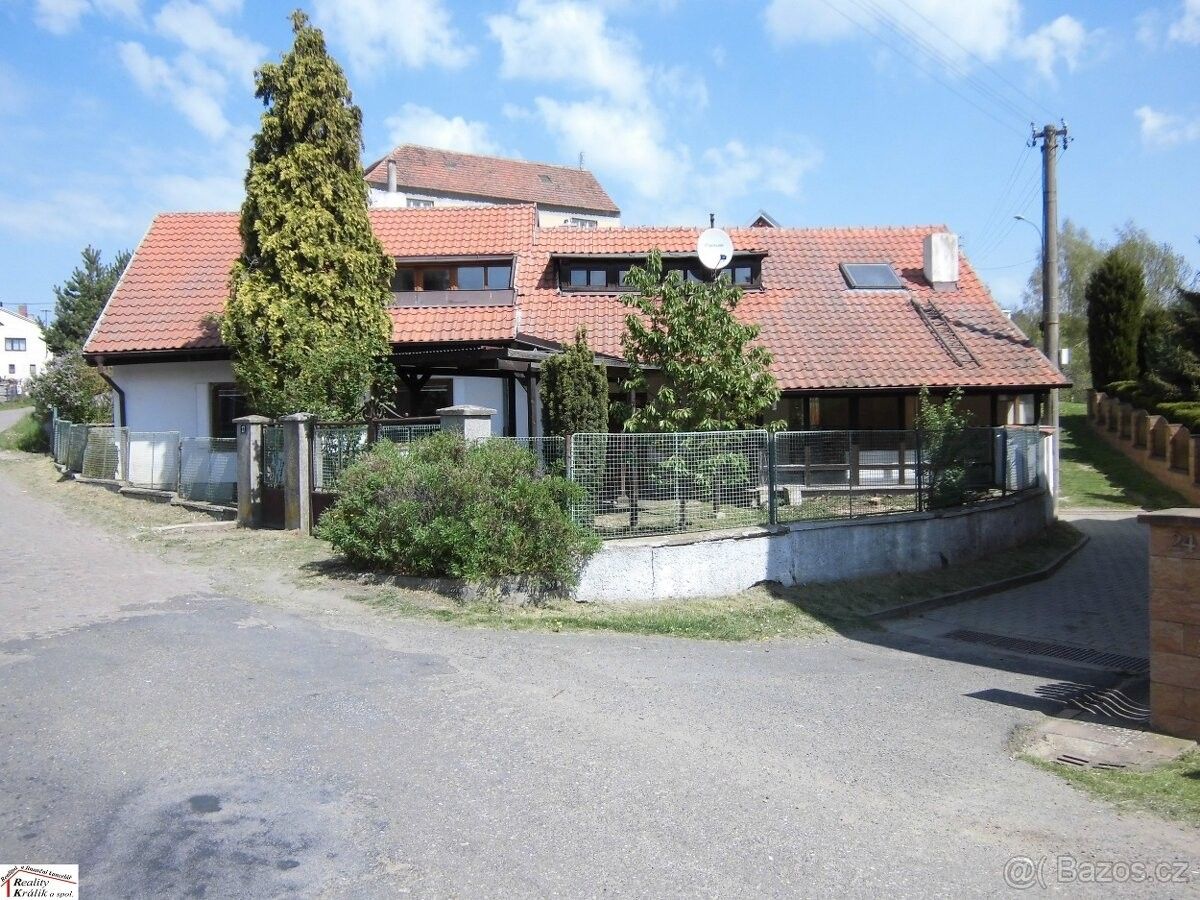 Prodej dům - Čáslav, 286 01, 312 m²