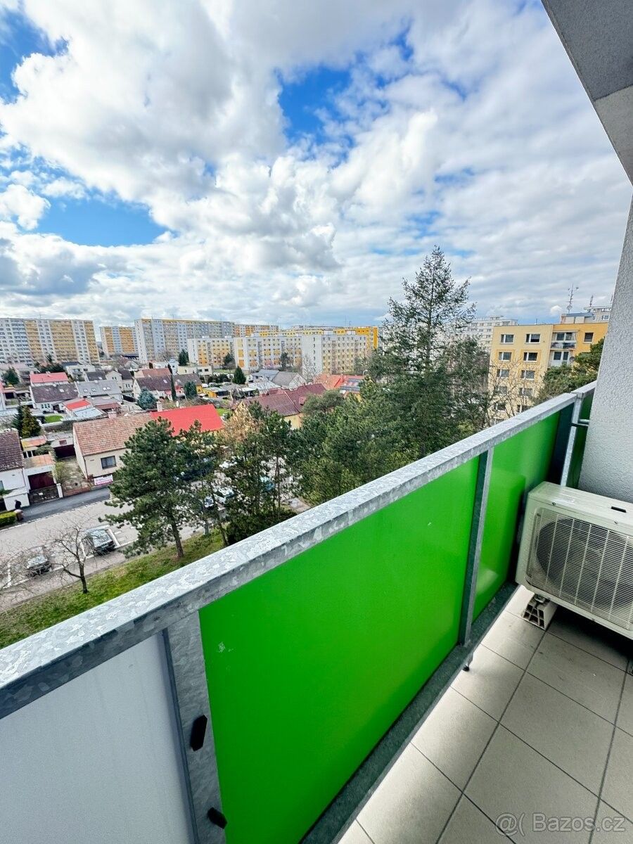 Prodej byt 1+kk - Hradec Králové, 500 12, 31 m²
