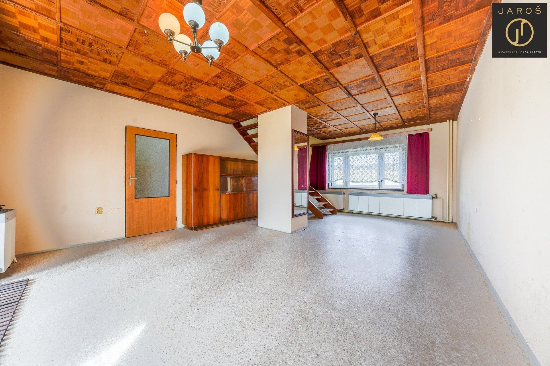 Prodej dům - Kounov, 200 m²
