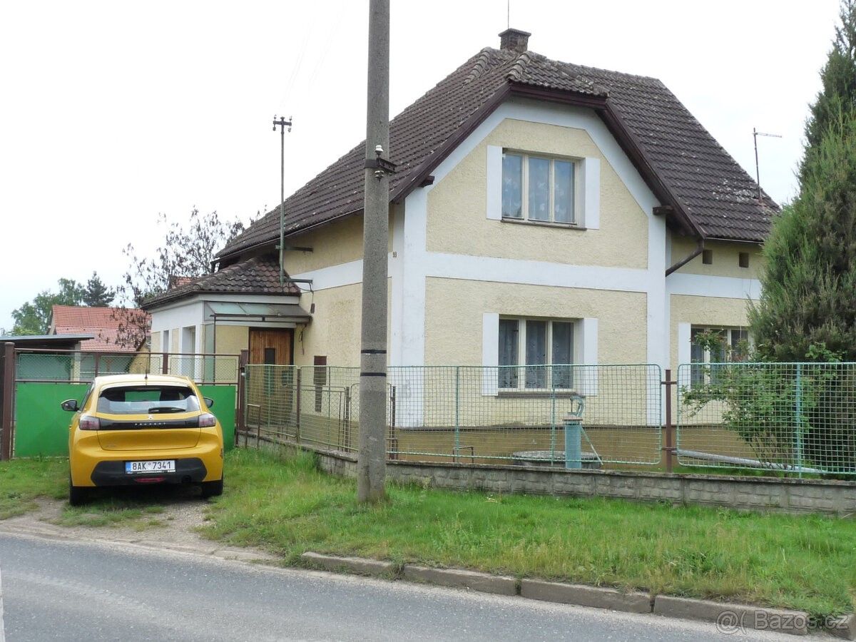 Prodej dům - Sojovice, 294 75, 292 m²