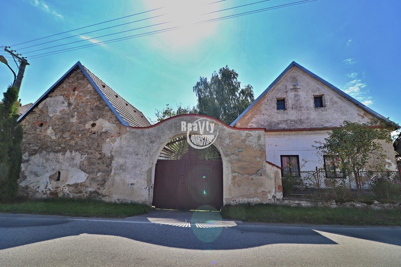 Prodej dům - Nahošín, Doubravice, 130 m²