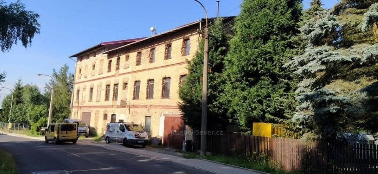 Sklady, Gen. Svobody, Nový Bor, 126 m²