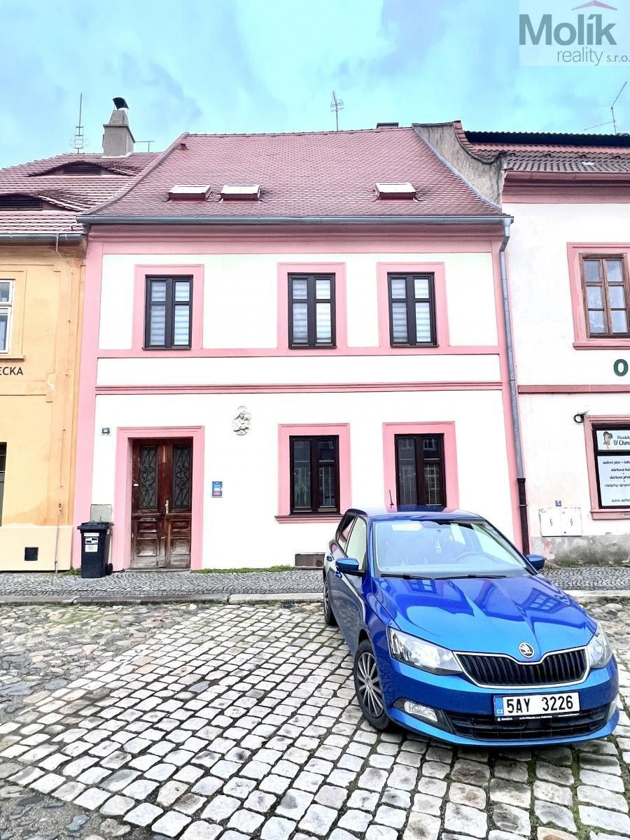 Prodej dům - Žižkovo náměstí, Žatec, 180 m²