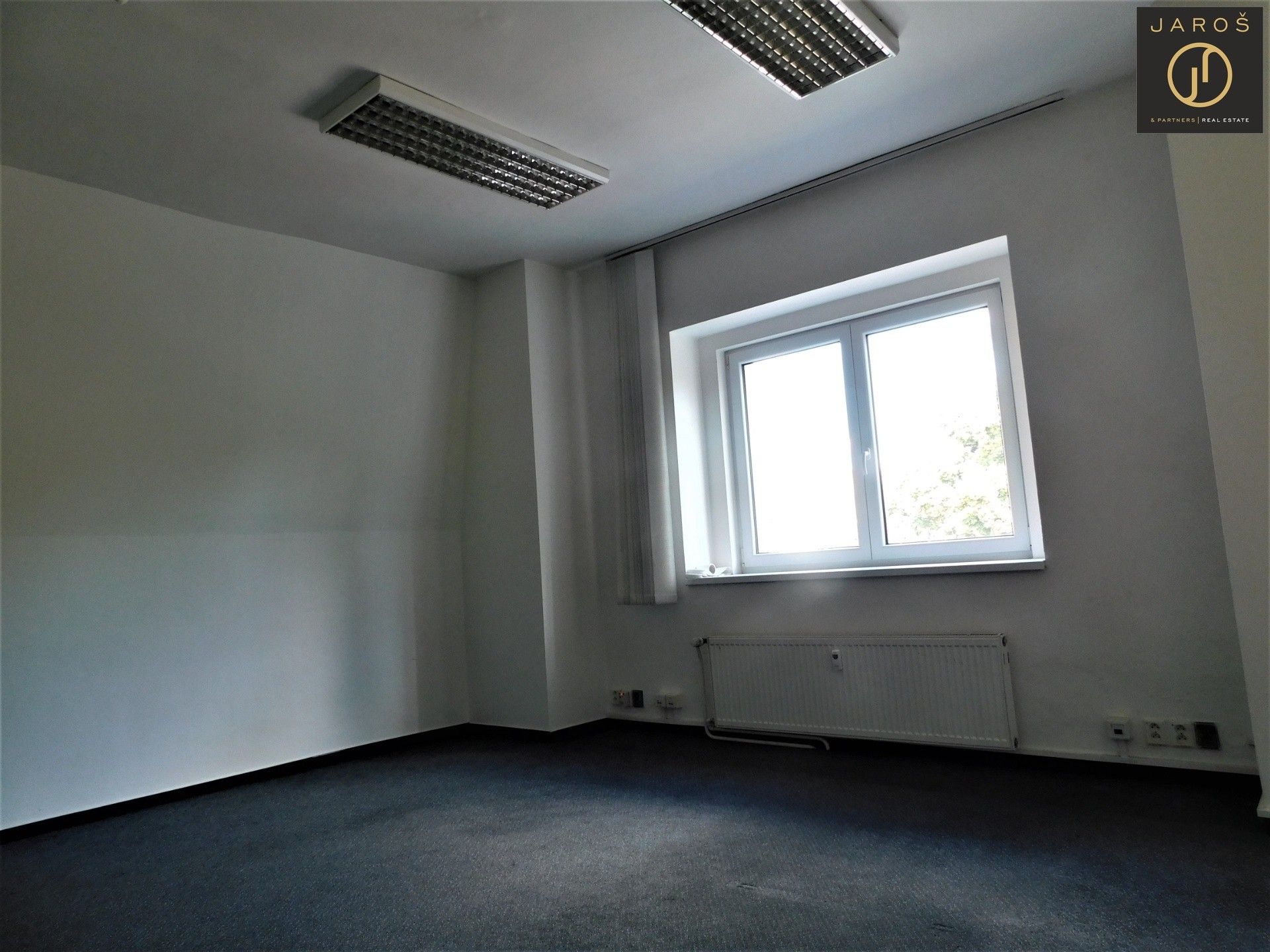 Pronájem kancelář - Kladno, Česko, 19 m²
