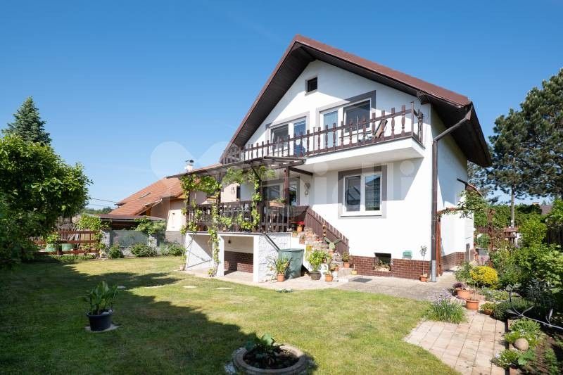 Prodej dům - Na Vyhlídce, Měchenice, 115 m²