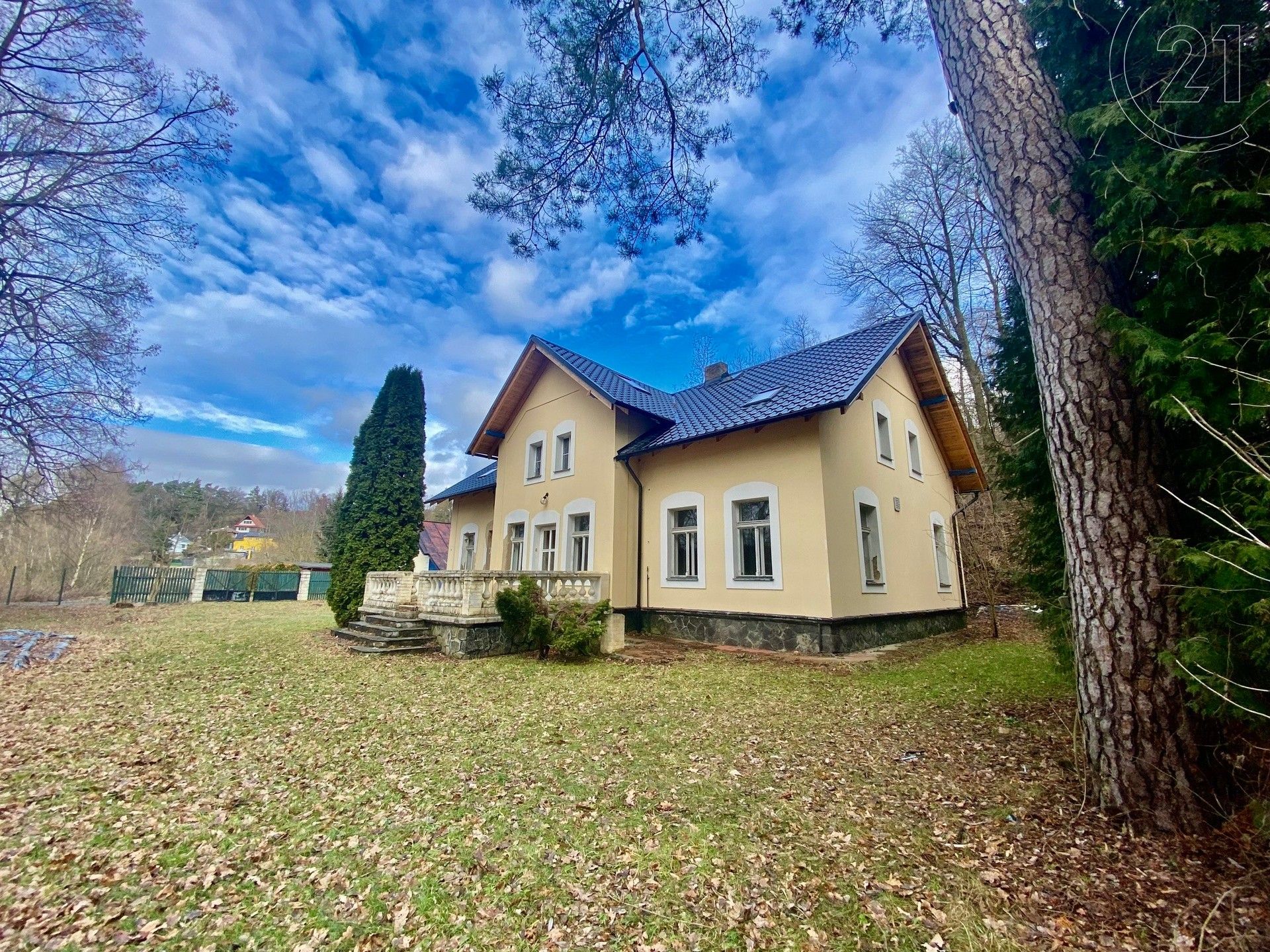 Prodej dům - K Penzionu, Hrusice, 500 m²