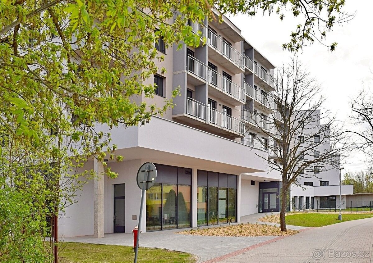 Pronájem byt 3+kk - Pardubice, 530 02, 92 m²