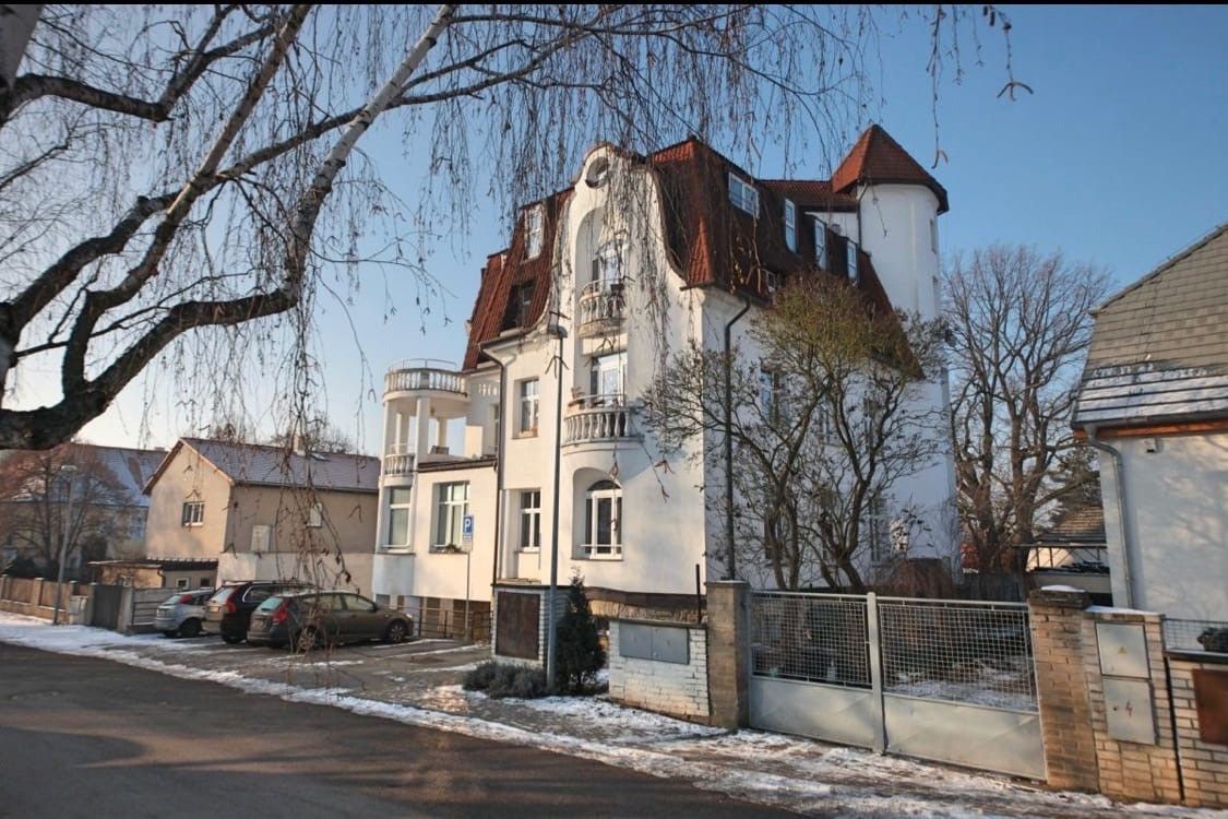 Prodej byt 3+kk - K zámku, Praha, 117 m²