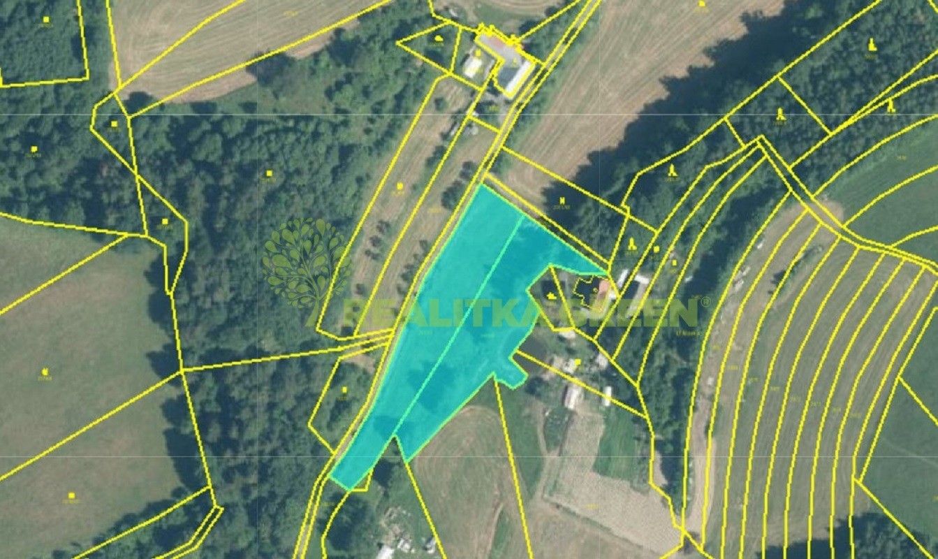 Prodej pozemek pro bydlení - Hošťálková, 4 975 m²