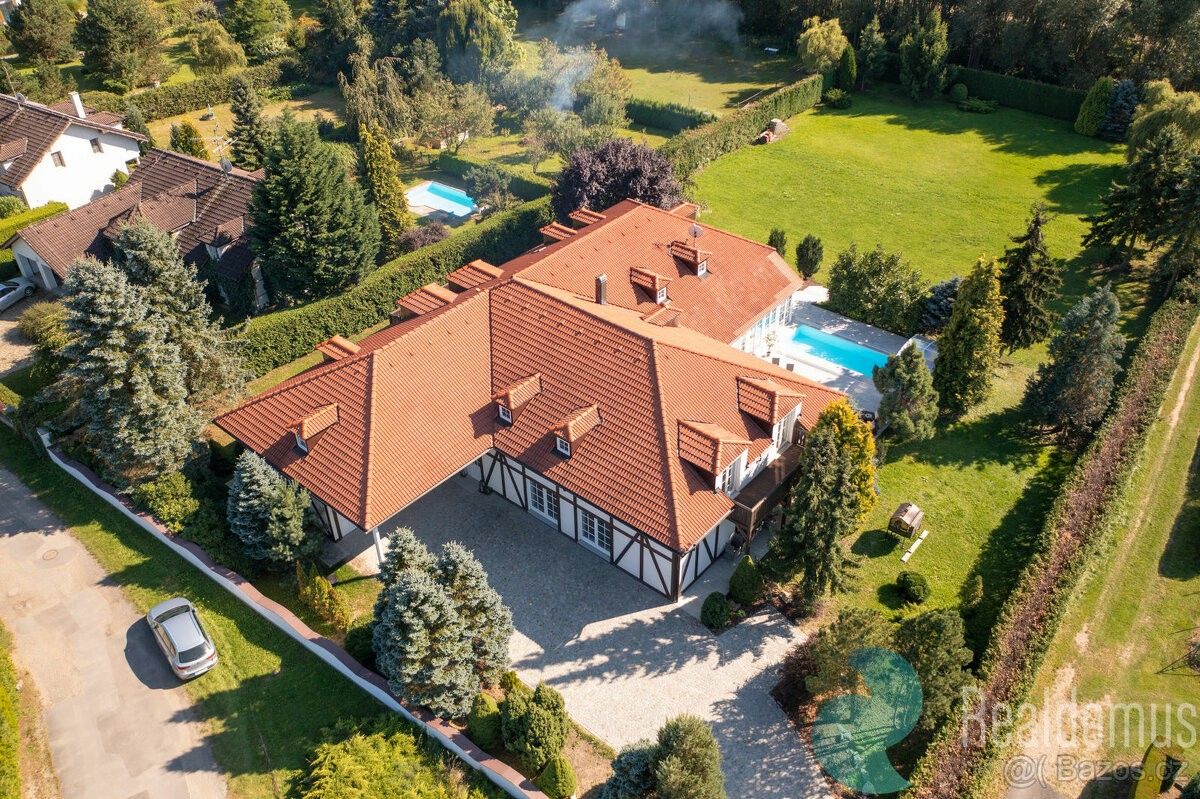 Prodej dům - České Budějovice, 370 07, 750 m²