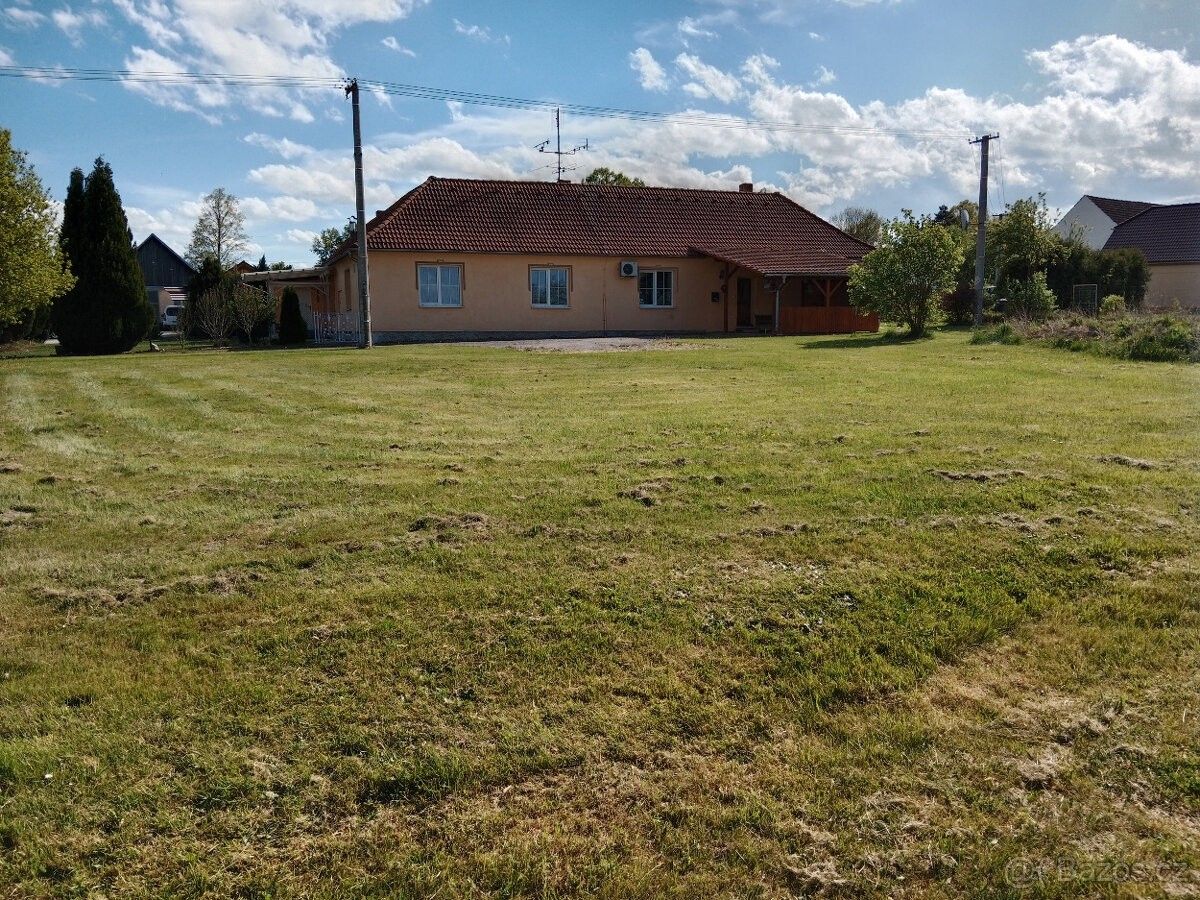 Prodej dům - Borovany, 373 12, 4 670 m²