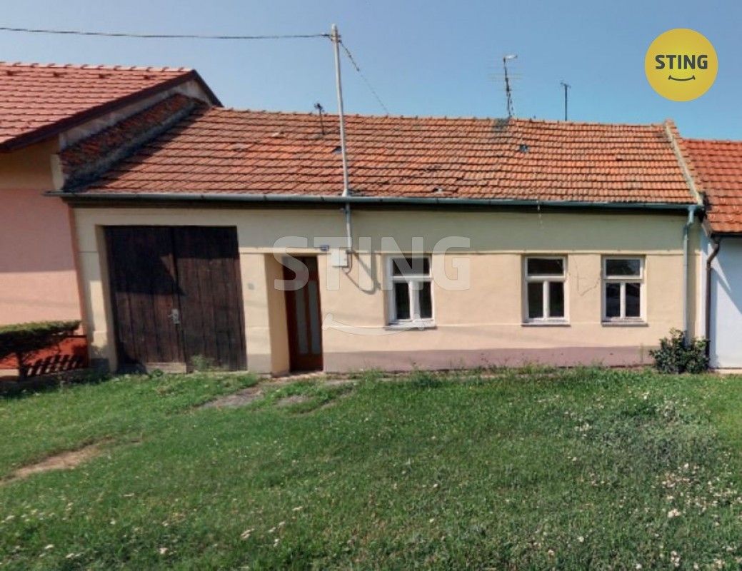 Chaty, Kunovice, 686 04, 142 m²