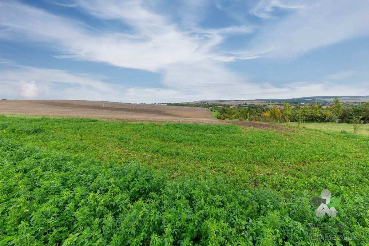 Prodej zemědělský pozemek - Šlapanice u Brna, 664 51, 5 175 m²