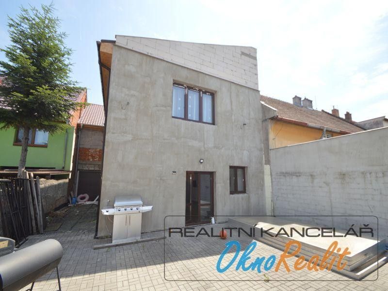 Prodej dům - Kyselovice, 170 m²