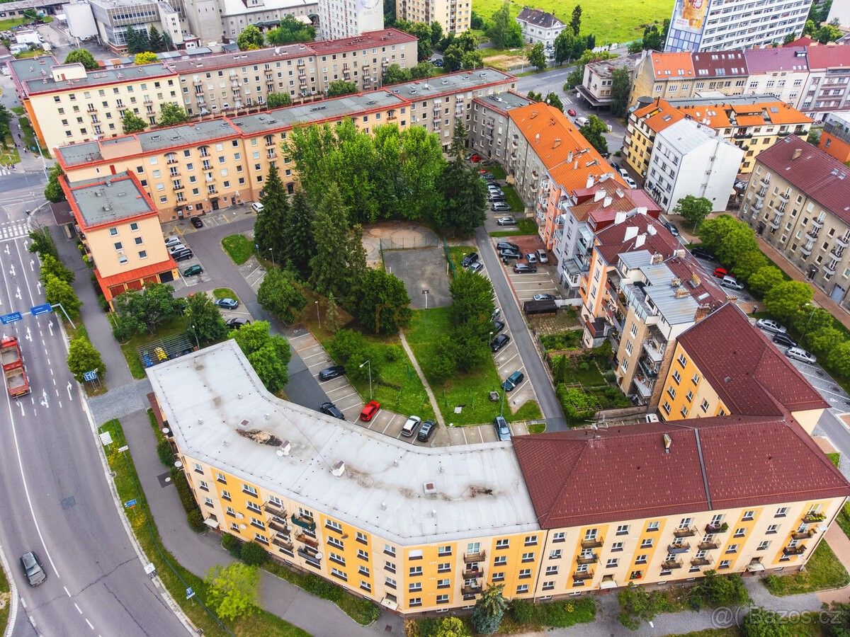 Pronájem byt 2+kk - Pardubice, 530 02, 58 m²