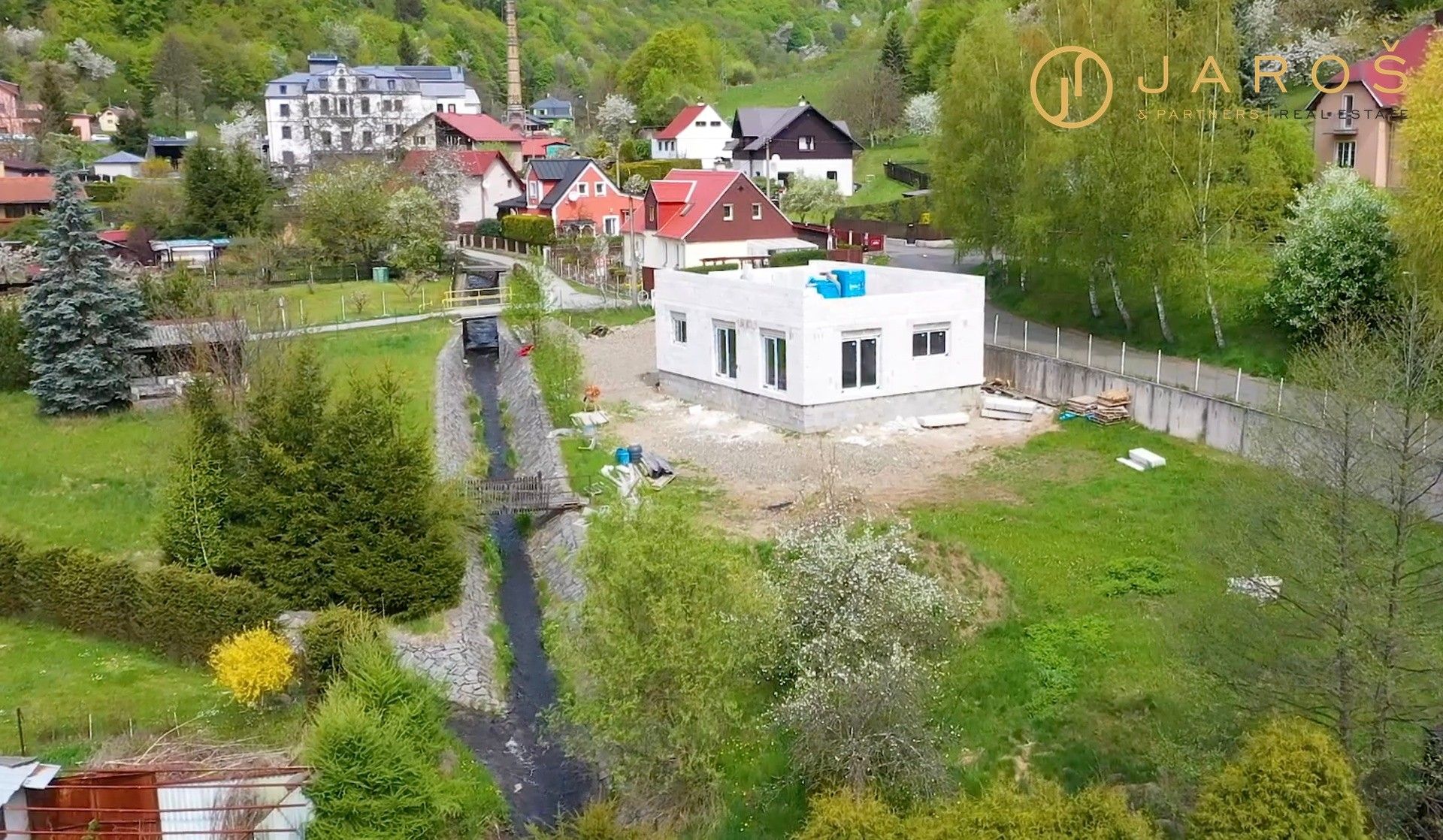 Prodej dům - Perštejn, 108 m²