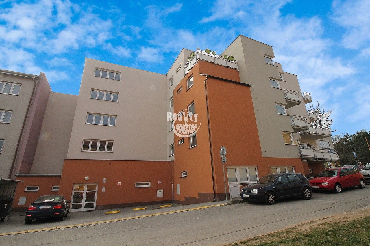Pronájem byt 2+kk - Mošnova, Jihlava, Česko, 62 m²