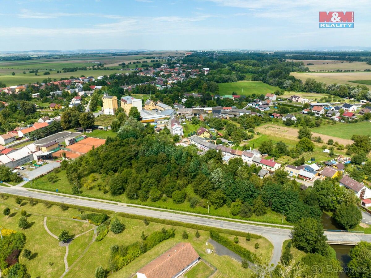 Prodej pozemek - Dub nad Moravou, 783 75, 384 m²