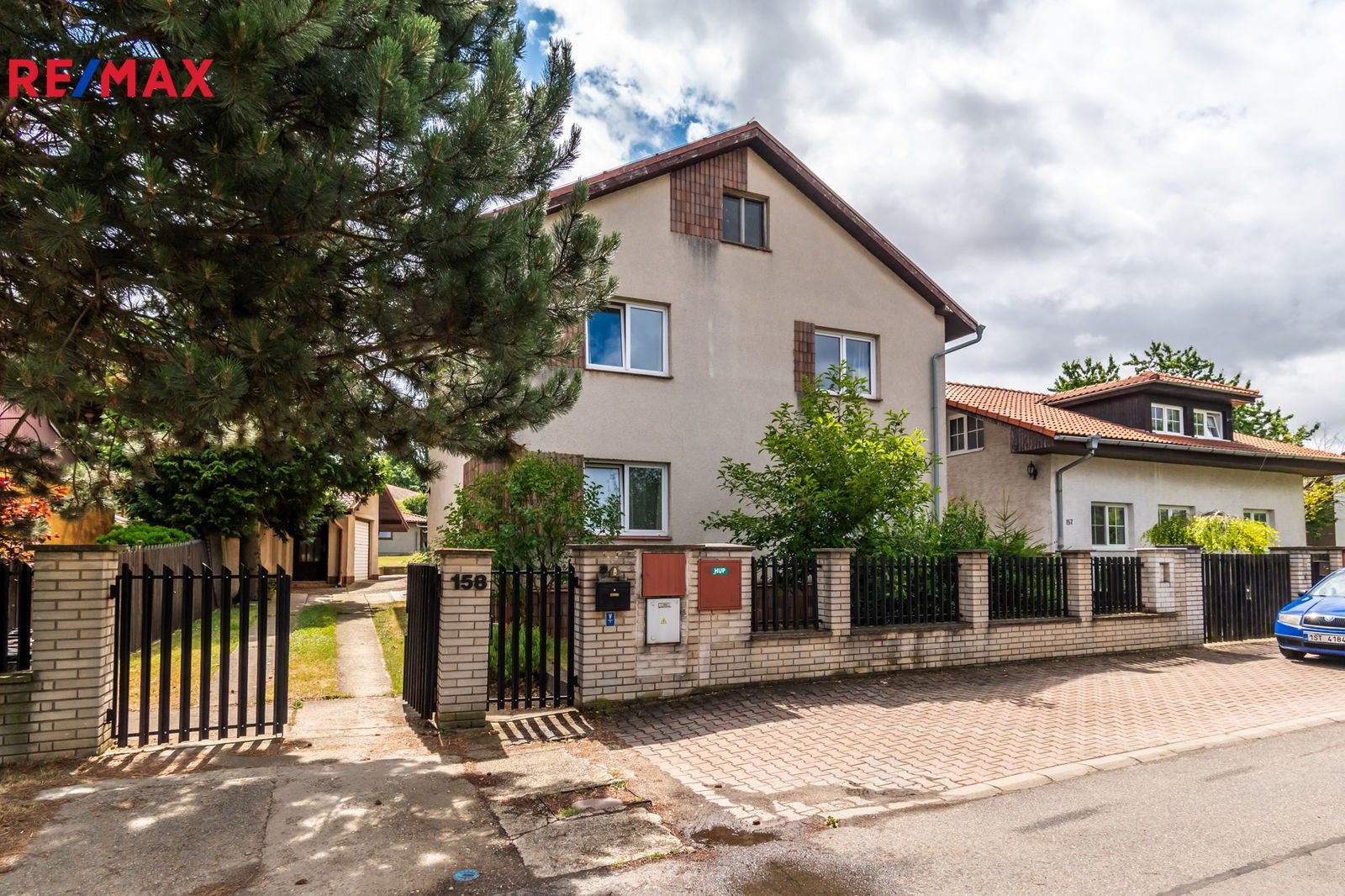 Prodej dům - U Trati, Zbuzany, 400 m²