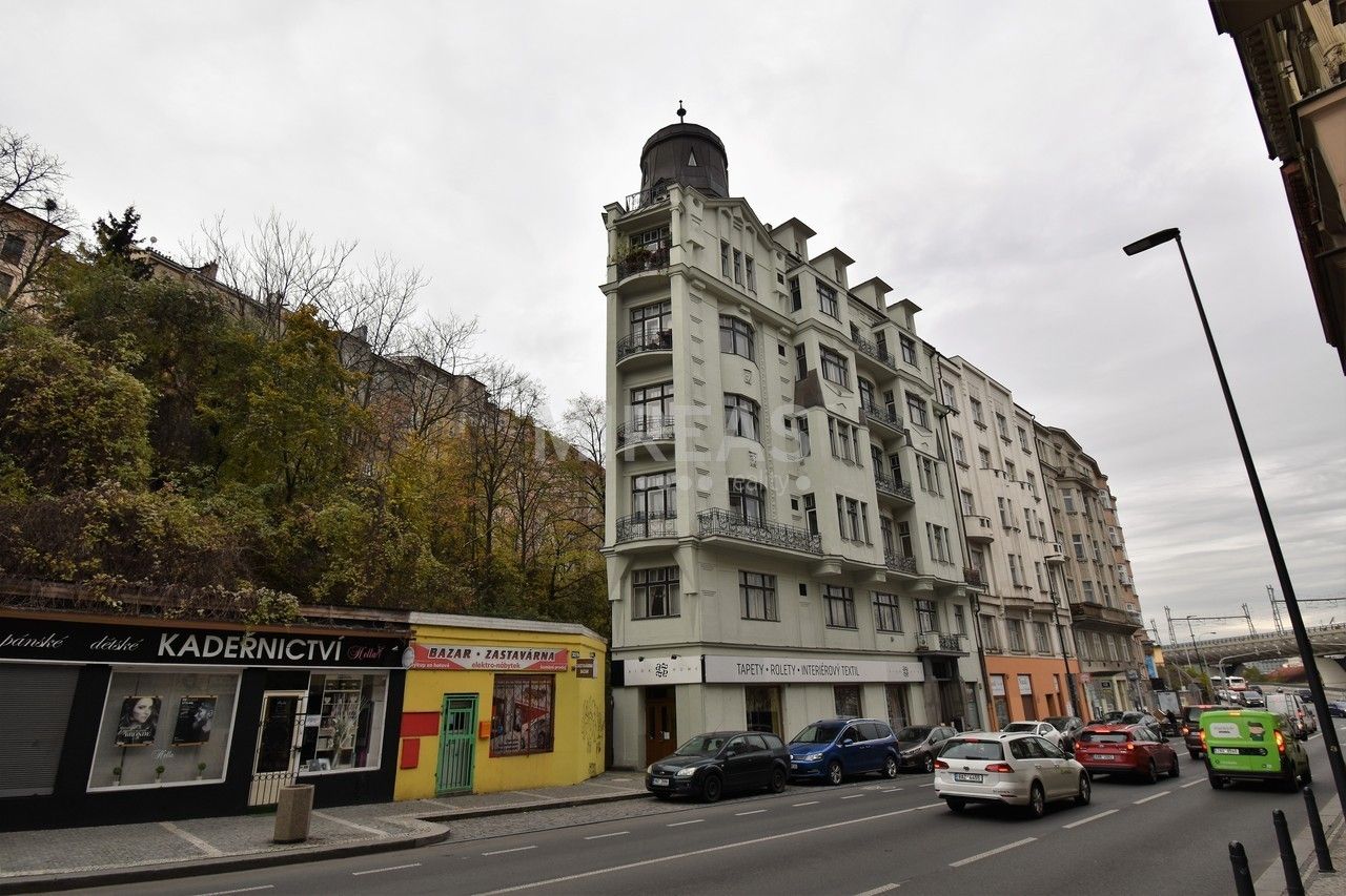 Pronájem byt 5+1 - Husitská, Praha, 214 m²