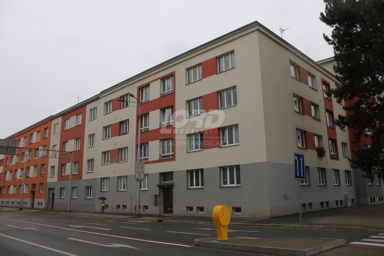Pronájem byt 2+1 - Haškova, Hradec Králové, 62 m²