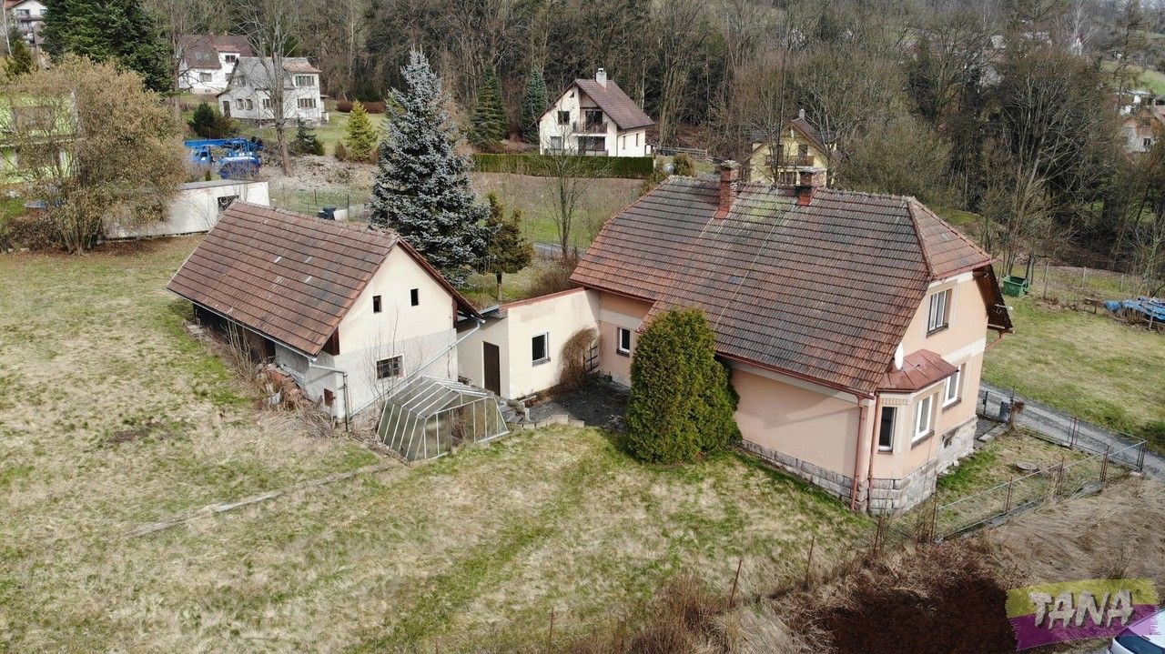 Rodinné domy, Košťálov, 190 m²