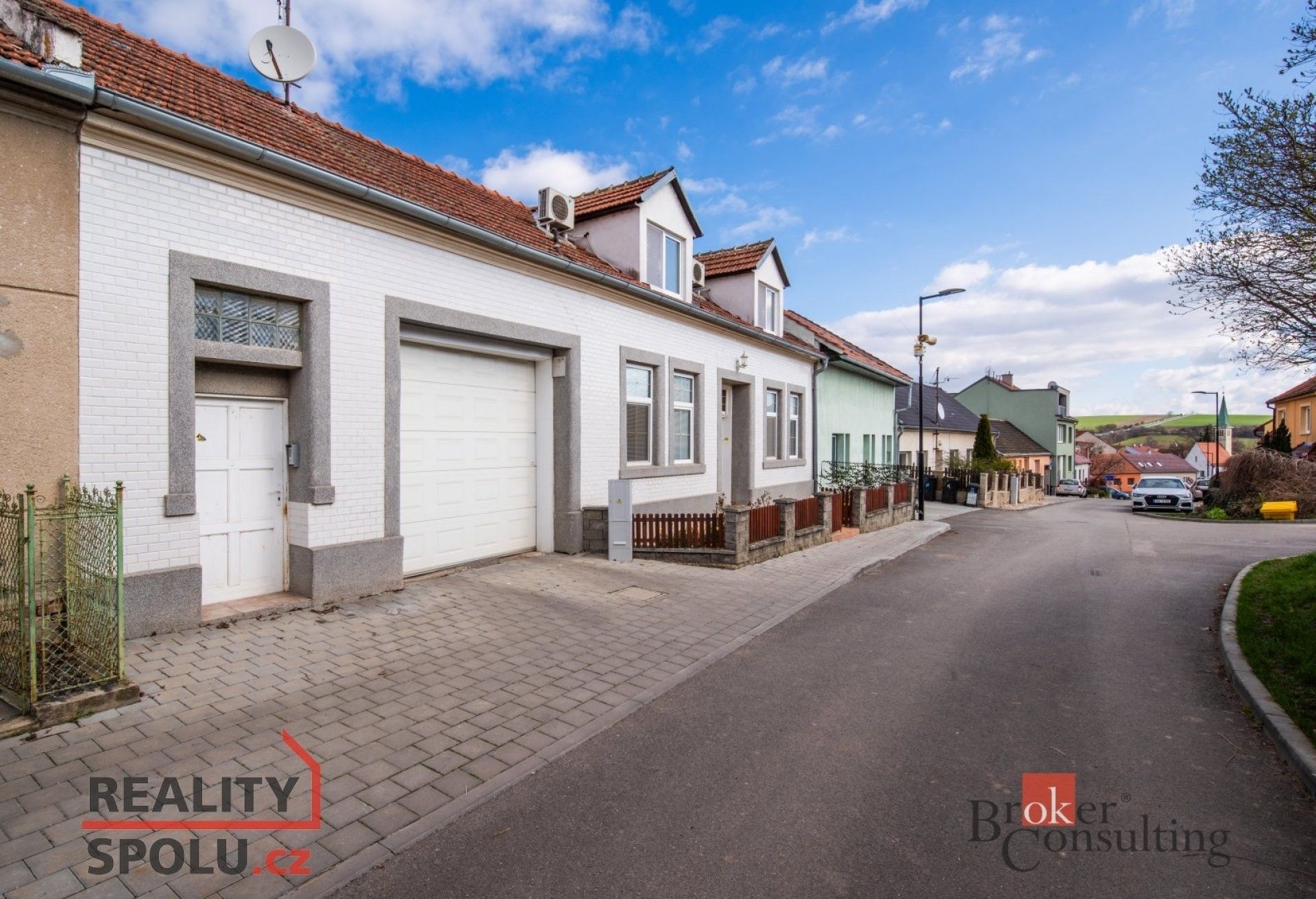 Prodej rodinný dům - Lípová, Šlapanice, 243 m²