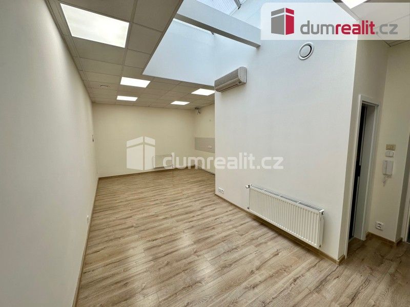 Prodej byt 2+kk - Kolmá, Karlovy Vary, 86 m²