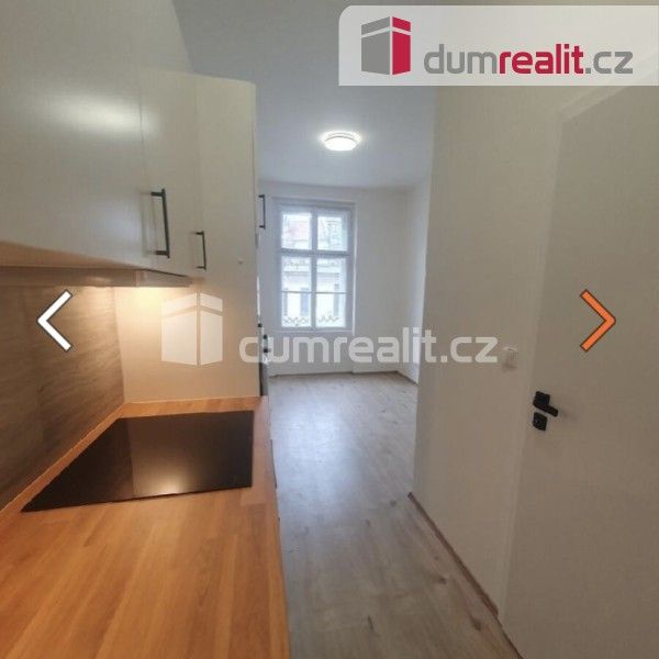 Pronájem byt 2+kk - Dobrovského, Praha, 38 m²