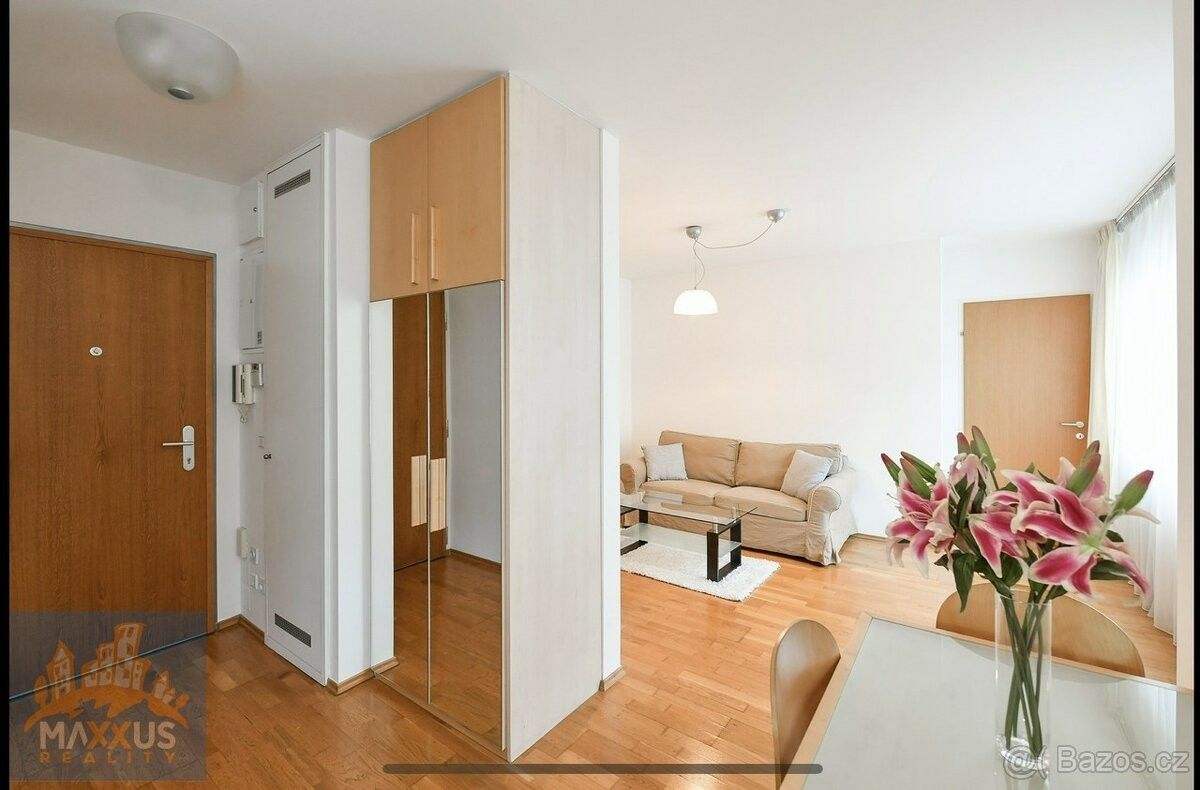 Pronájem byt 2+kk - Praha, 150 00, 45 m²