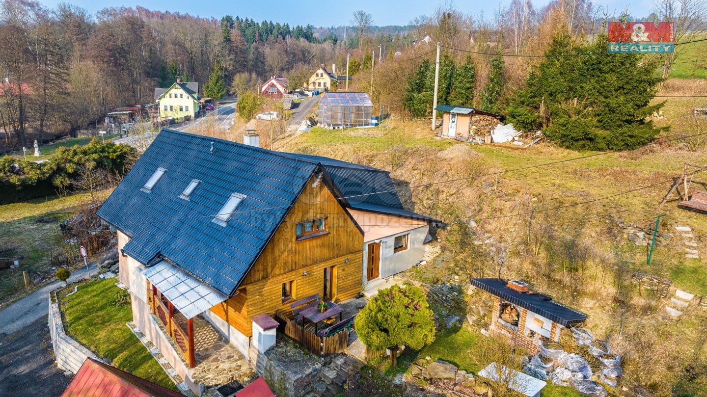 Prodej rodinný dům - Pulečný, 137 m²