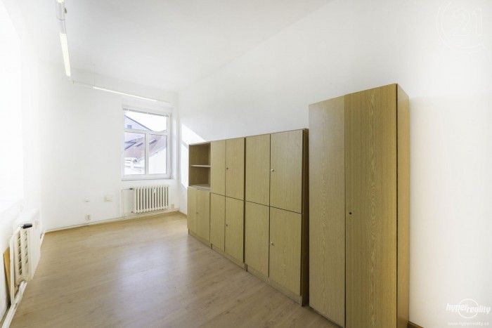 Kanceláře, Masarykova třída, Teplice, Sobědruhy, 21 m²
