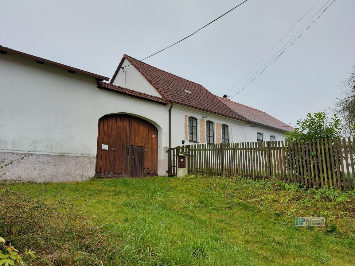 Rodinné domy, Na Kopci, Divišov, 80 m²