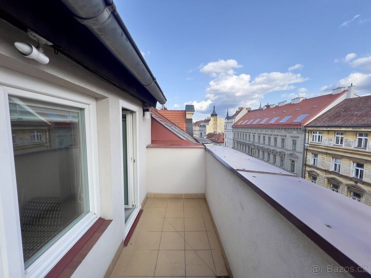Pronájem byt 3+kk - Praha, 110 00, 80 m²