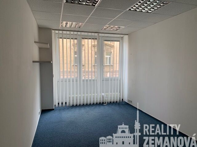 Pronájem kancelář - Na Zámecké, Praha, 39 m²