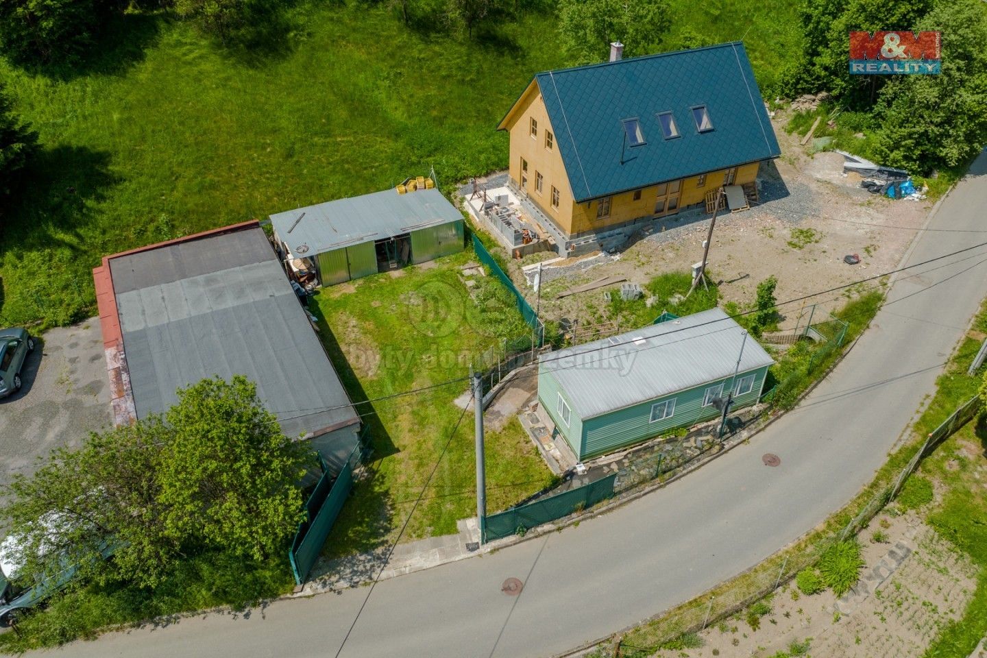 Prodej garáž - Beskydy, 40 m²