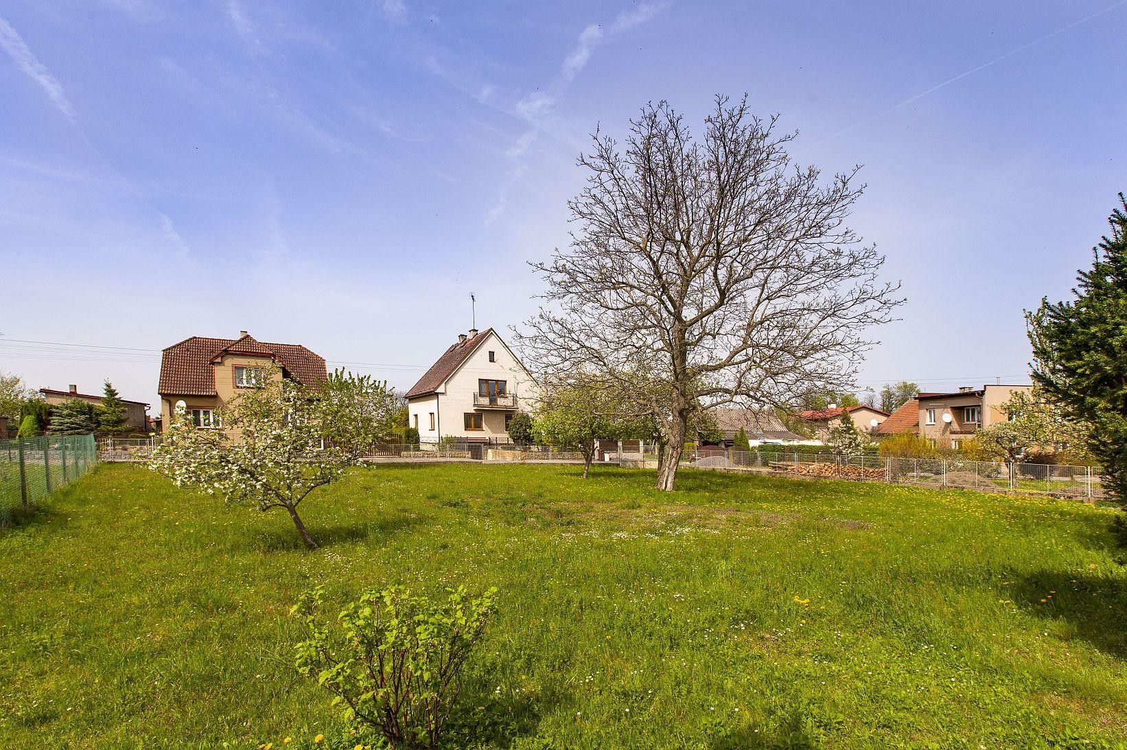 Prodej pozemek pro bydlení - Dukelská, Předhradí, 869 m²