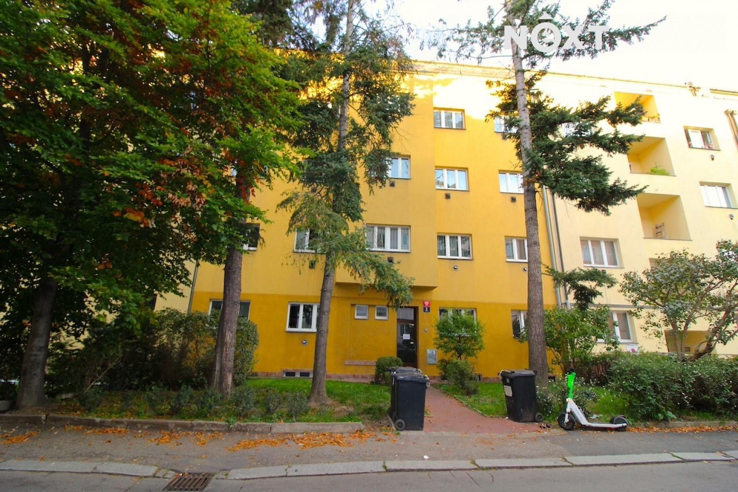 Prodej byt 2+kk - Počátecká, Praha, 35 m²