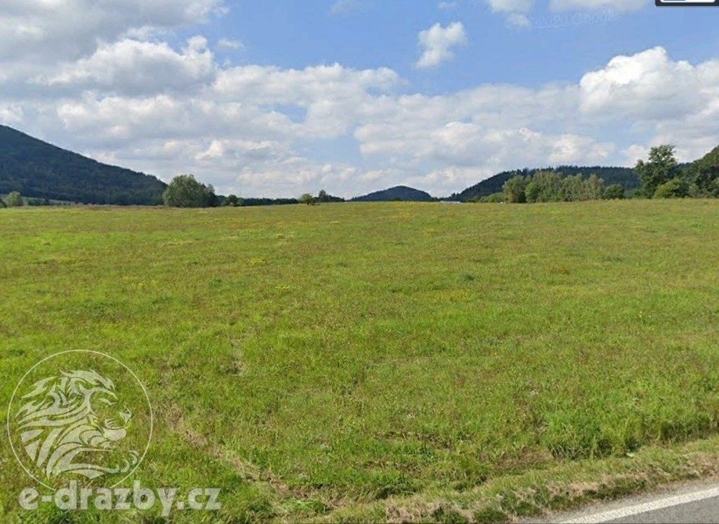 Zemědělské pozemky, Heřmanice v Podještědí, Jablonné v Podještědí, 15 835 m²
