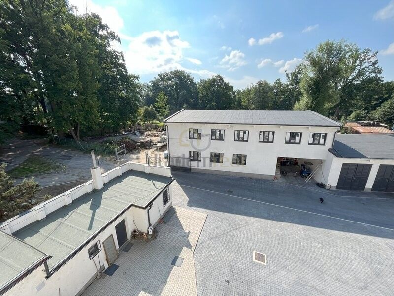 Sklady, Jindřichův Hradec, 377 01, 397 m²