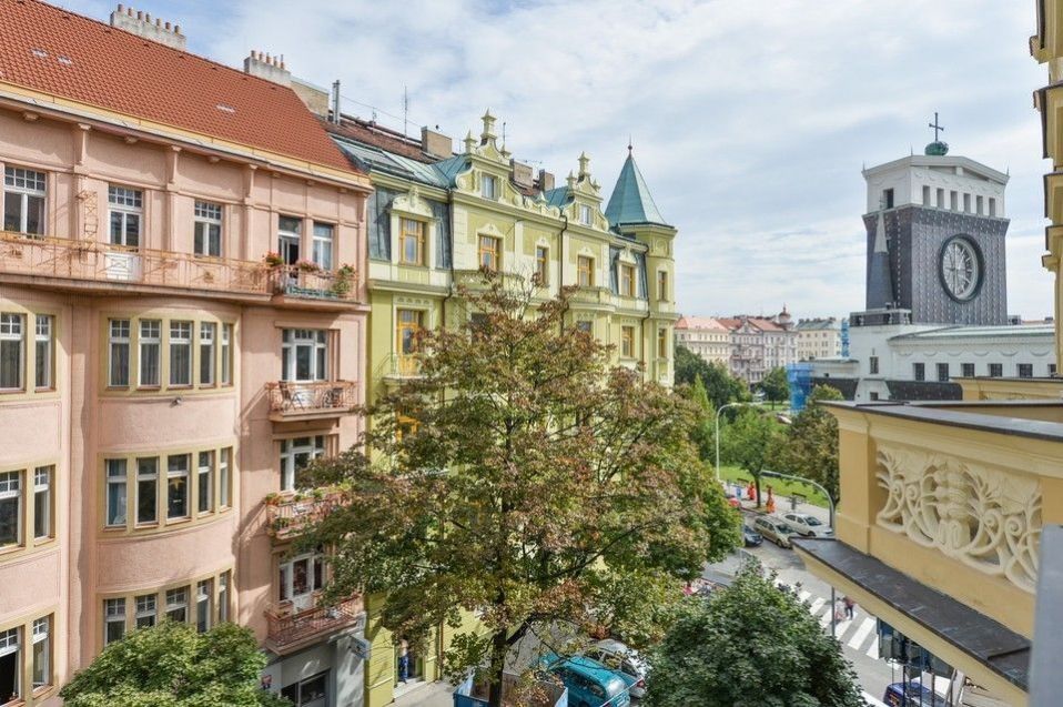 Pronájem byt 3+kk - náměstí Jiřího z Poděbrad, Praha, 93 m²