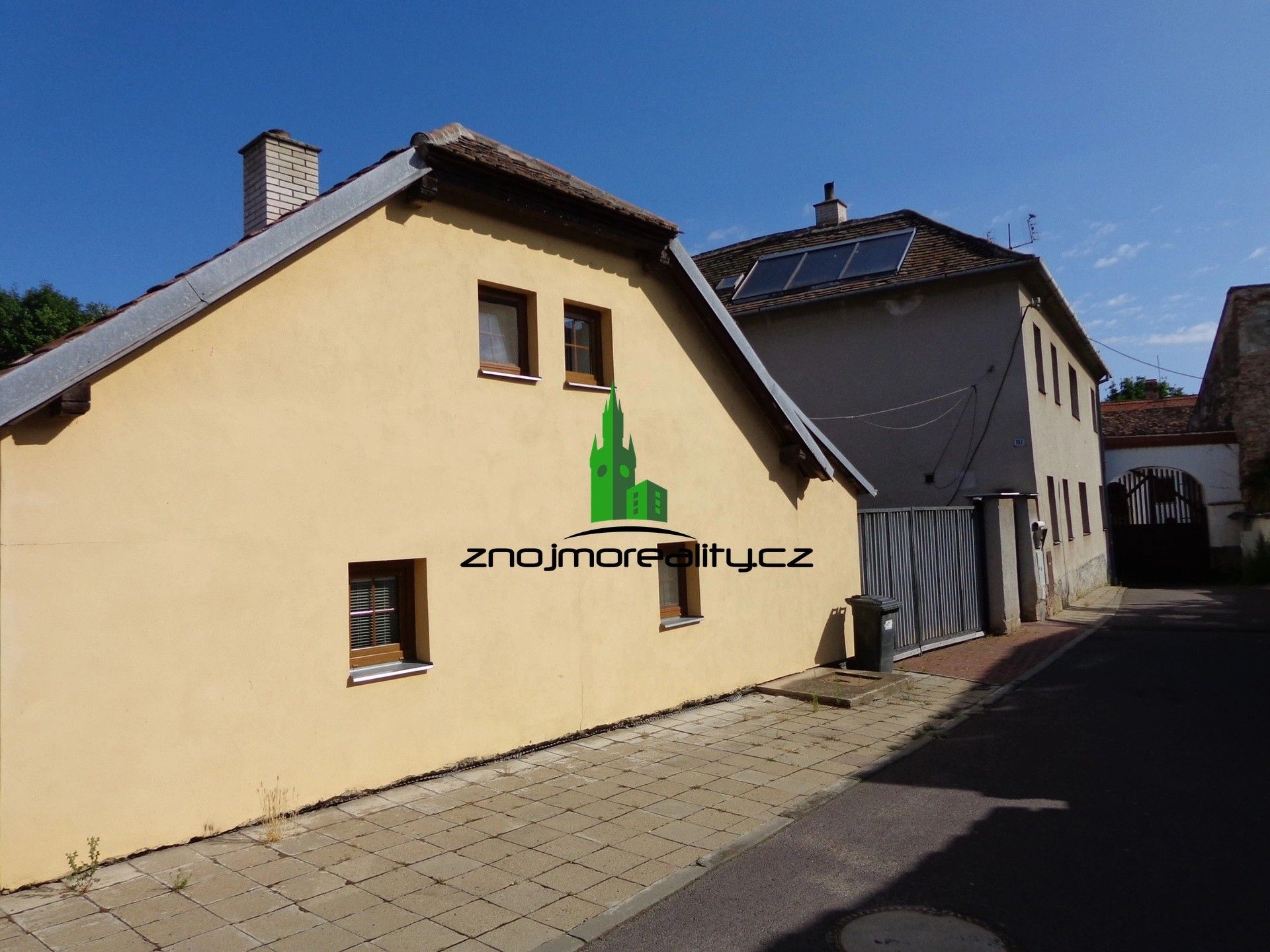 Prodej dům - Nesachlebská, Oblekovice, Znojmo, 300 m²