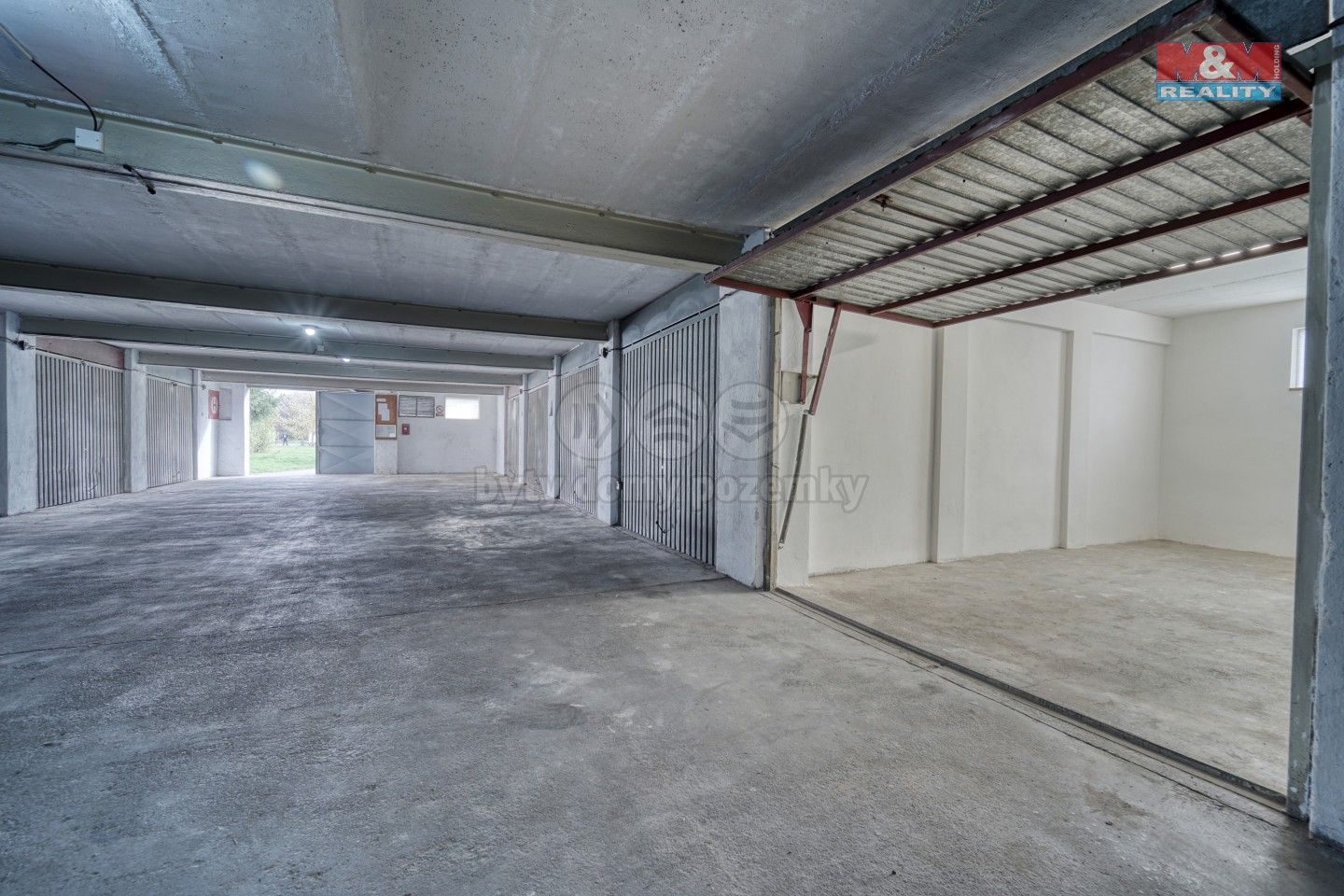 Prodej garáž - Čermákova, Plzeň, 18 m²