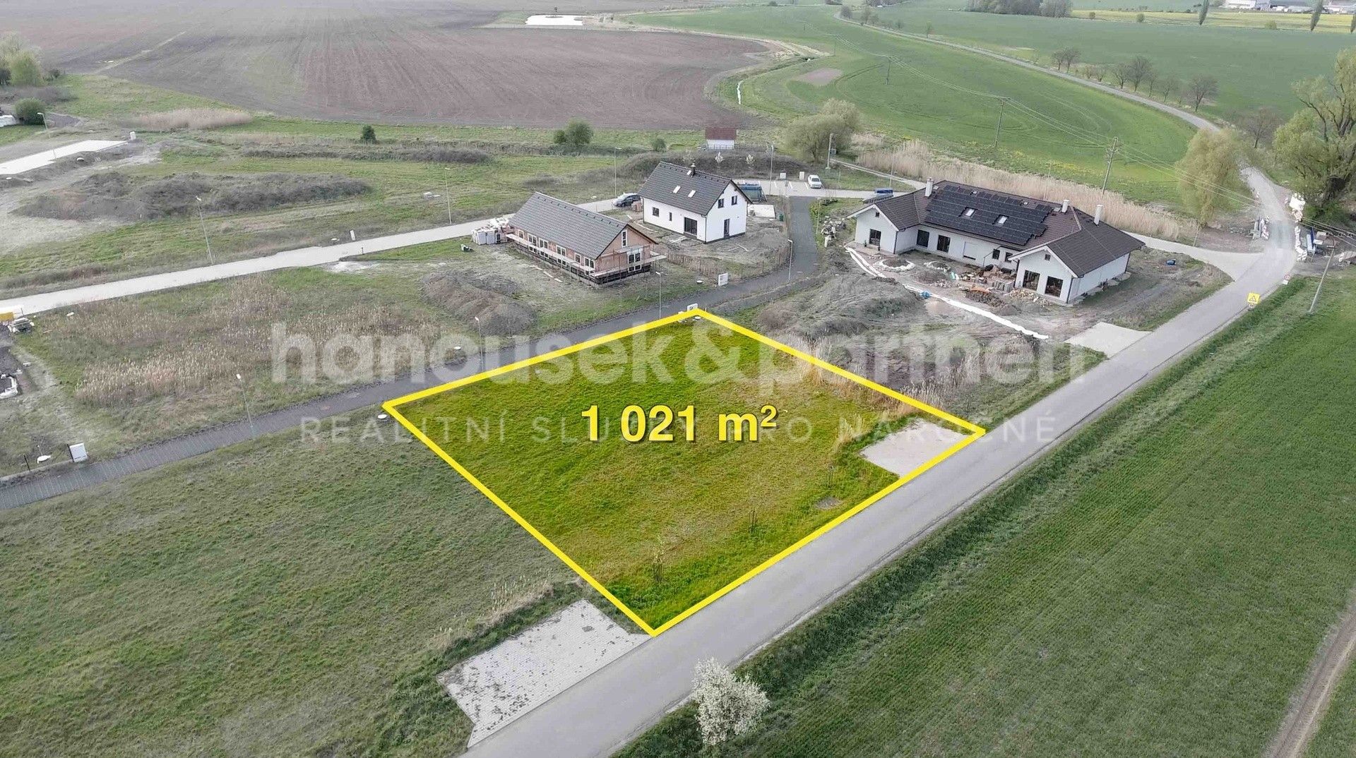 Pozemky pro bydlení, Divec, 1 021 m²