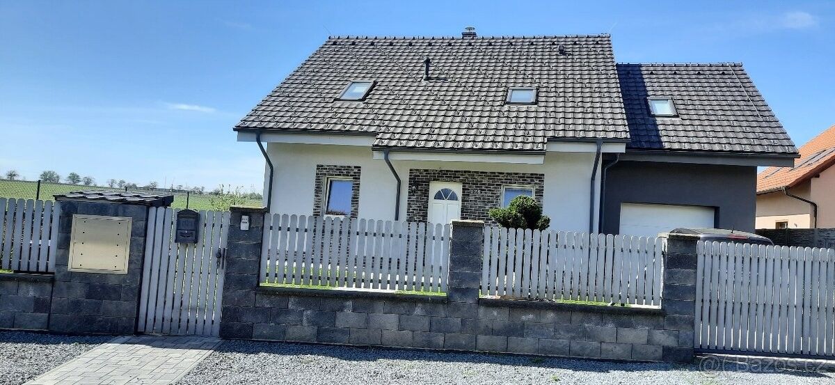 Prodej dům - Pardubice, 530 02, 1 145 m²