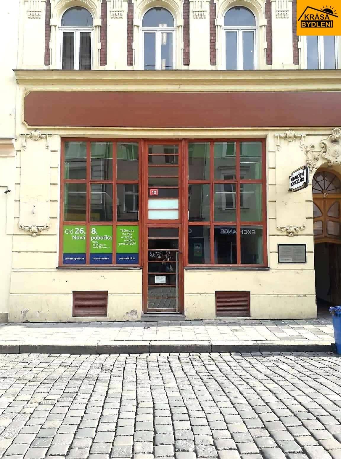 Pronájem obchodní prostory - Olomouc, Česko, 172 m²