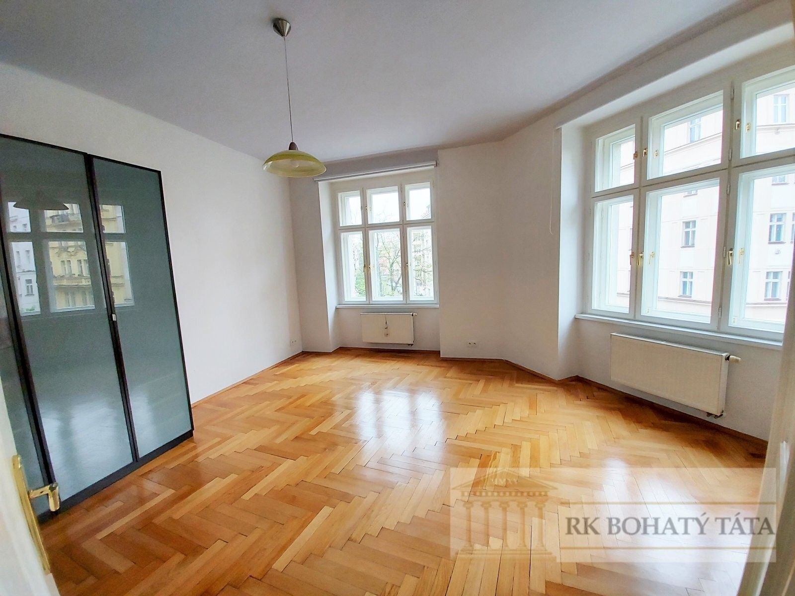 Pronájem byt 3+kk - Americká, Praha, 92 m²